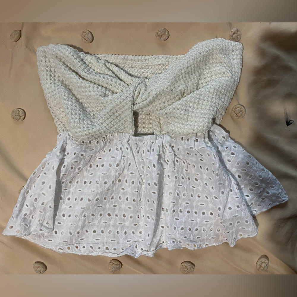 strapless top